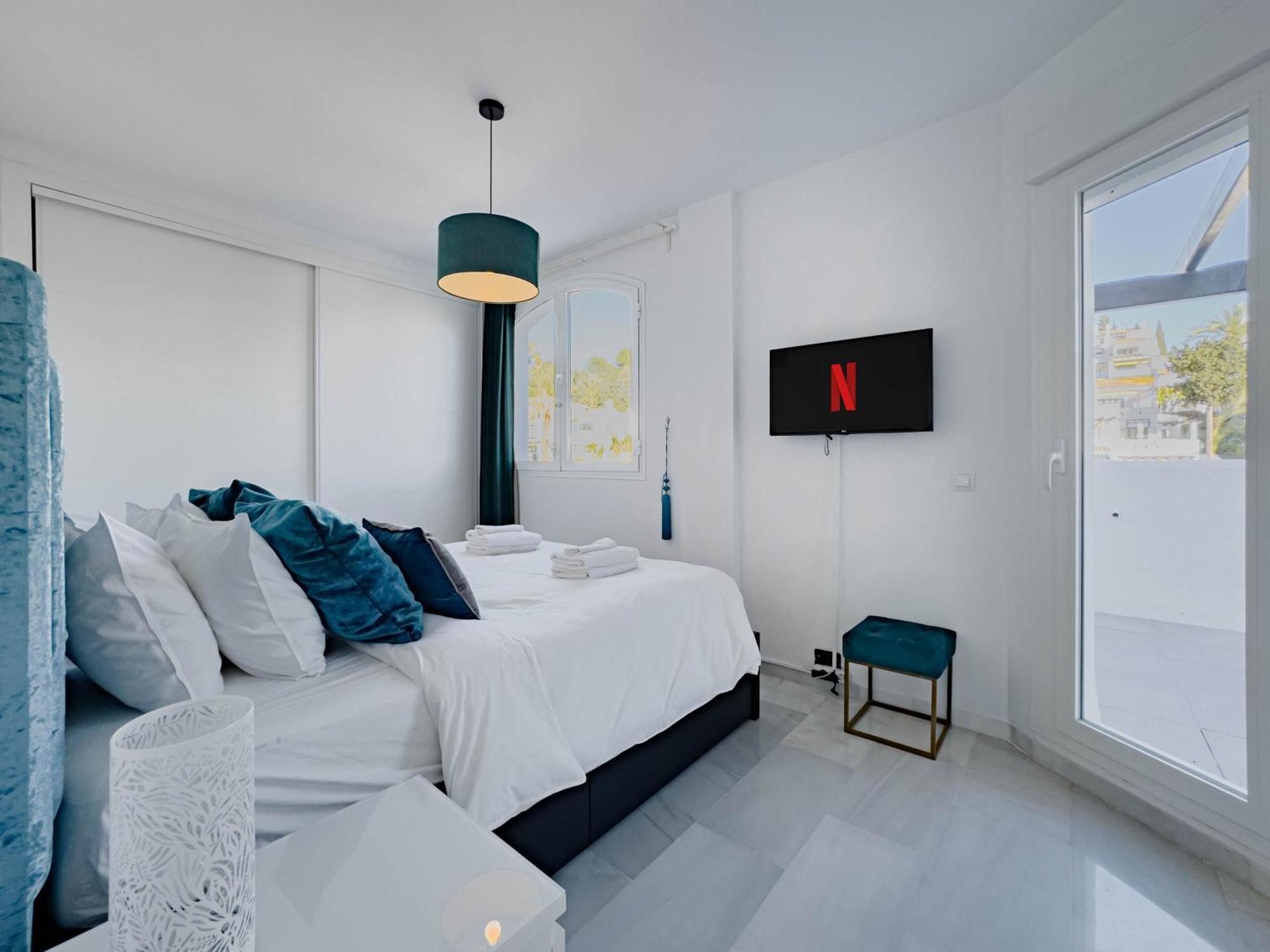Ivy 4 Nueva Andalucia Pool Apartamento *